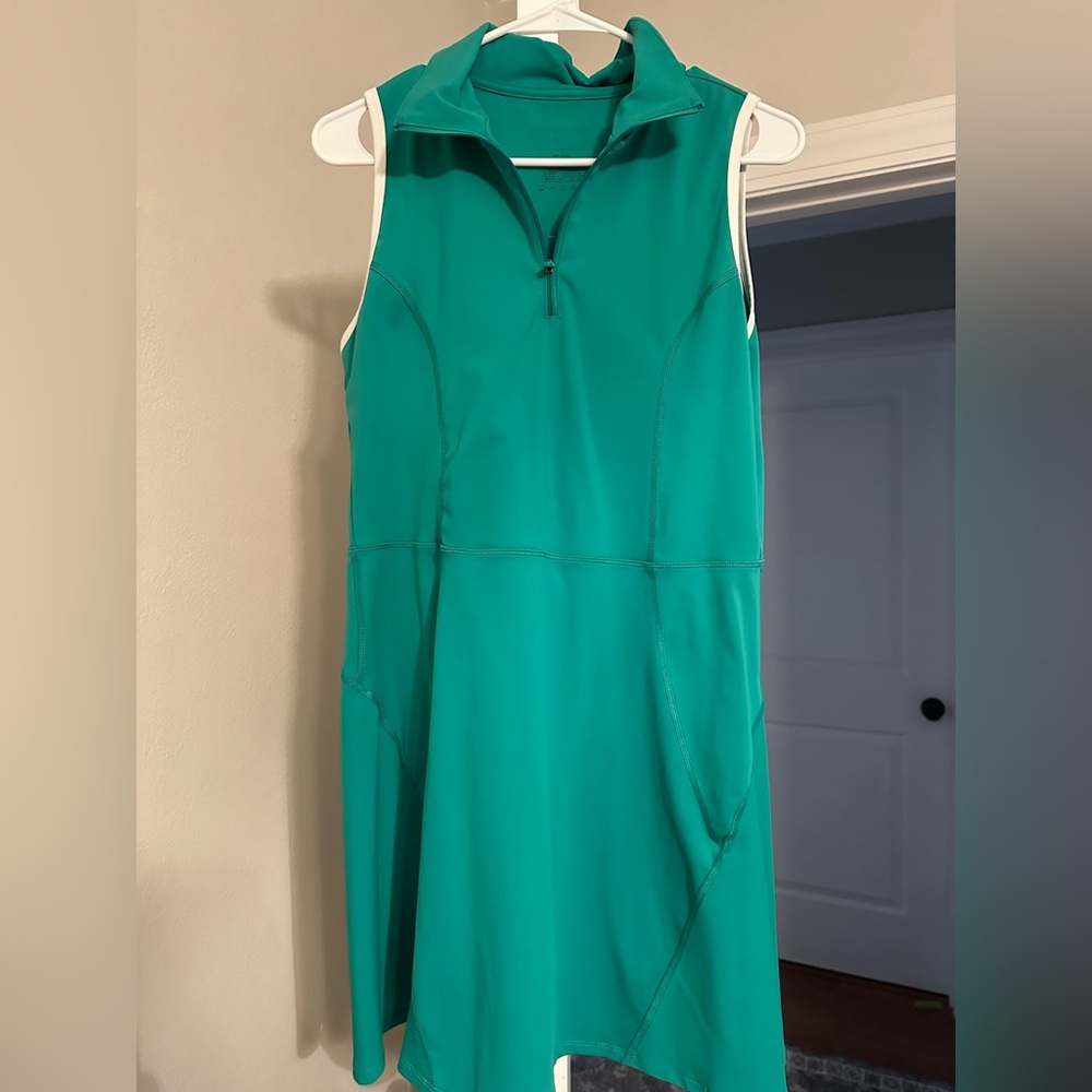 Athletic dress